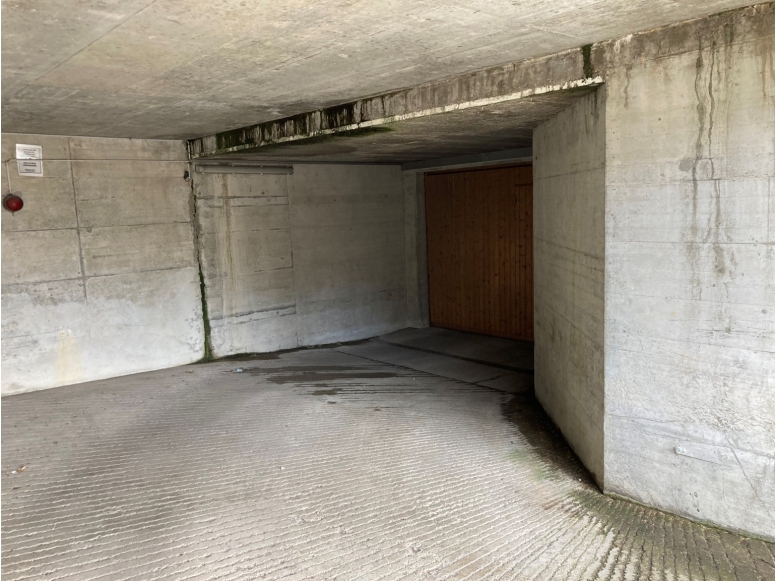 Entrée garage collectif